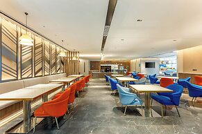 Holiday Inn Express Shenzhen Guangming by IHG