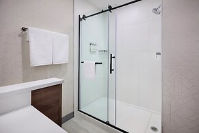 Holiday Inn Express Hamilton Upper James by IHG