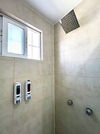 Poliforum Modern 2BR Modern Apartment