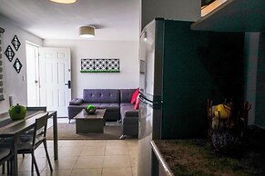 Poliforum Modern 2BR Modern Apartment