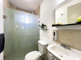 Poliforum Modern 2BR Modern Apartment