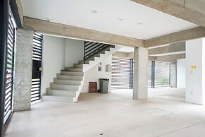 Cozy Apartment for 4 Guests with Parking