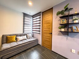 Cozy Apartment for 4 Guests with Parking