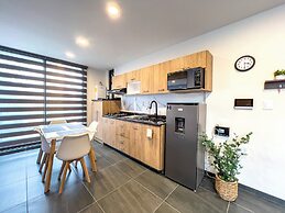 Cozy Apartment for 4 Guests with Parking