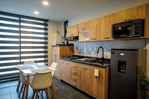 Cozy Apartment for 4 Guests with Parking
