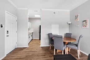 1BR Condo w Community Pool Near Domain