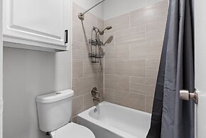 1BR Condo w Community Pool Near Domain