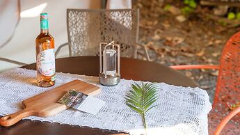 Gapeyong Fourseason Pet Glamping Caravan