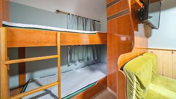 Gapeyong Fourseason Pet Glamping Caravan