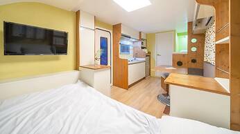 Gapeyong Fourseason Pet Glamping Caravan