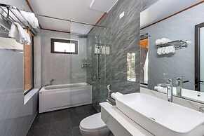 Tam Coc Orchid Hotel & Spa