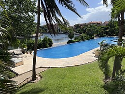 High-End Waterfront Condo Secrets Waters