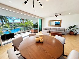 High-End Waterfront Condo Secrets Waters