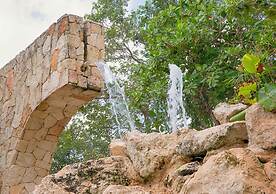 High-End Waterfront Condo Secrets Waters