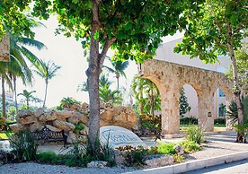 High-End Waterfront Condo Secrets Waters