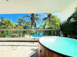 High-End Waterfront Condo Secrets Waters