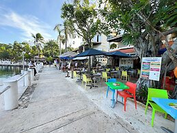 High-End Waterfront Condo Secrets Waters