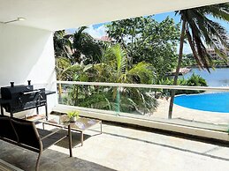 High-End Waterfront Condo Secrets Waters