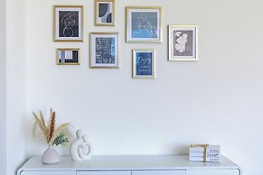 Pacific Monarch Condos Near Waikiki Beach w/ City View & Partial Ocean