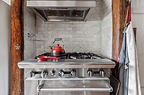 Renovated Grand Woodstock Barn