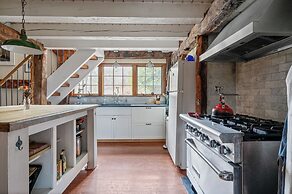 Renovated Grand Woodstock Barn