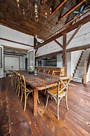 Renovated Grand Woodstock Barn
