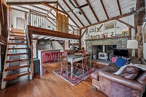 Renovated Grand Woodstock Barn