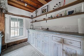 Renovated Grand Woodstock Barn