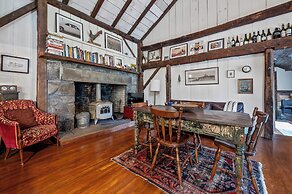 Renovated Grand Woodstock Barn