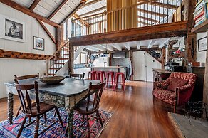 Renovated Grand Woodstock Barn