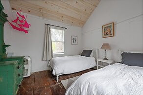 Renovated Grand Woodstock Barn