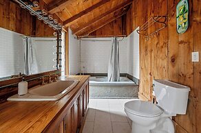 Renovated Grand Woodstock Barn