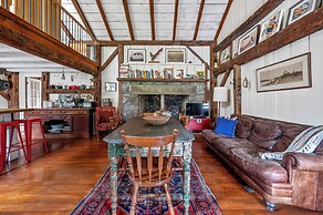 Renovated Grand Woodstock Barn