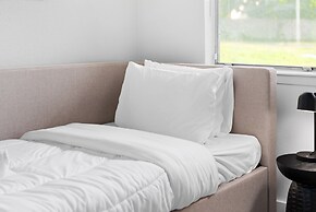 Texan House Sleeps 6 Domain ShoppingQ2