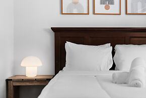 Texan House Sleeps 6 Domain ShoppingQ2