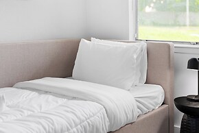 Two Houses in One Close to the domain