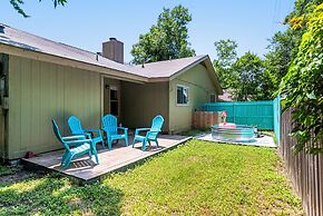 Two Houses in One Close to the domain