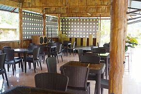 Hidden Valley Organic Farm Resort