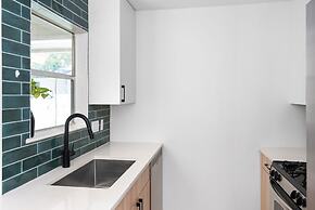 ATX Funk House Sleeps 8 Cowboy Pool