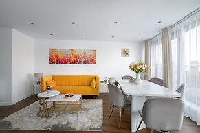 Elegant Spacious Luxury 2 bed Apartment Sleeps 6