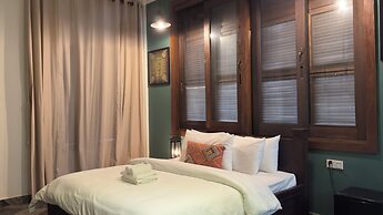 The J Break Boutique