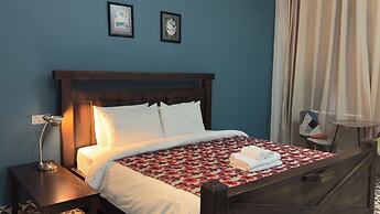 The J Break Boutique