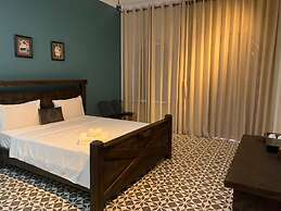 The J Break Boutique