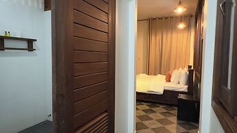 The J Break Boutique