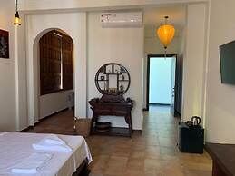 The J Break Boutique