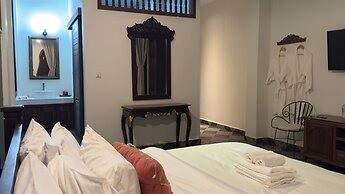 The J Break Boutique