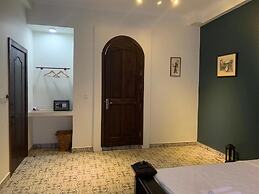 The J Break Boutique