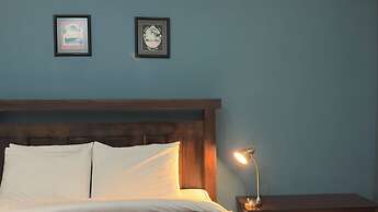 The J Break Boutique