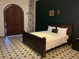 The J Break Boutique