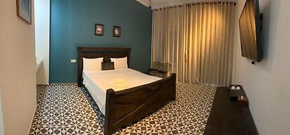 The J Break Boutique